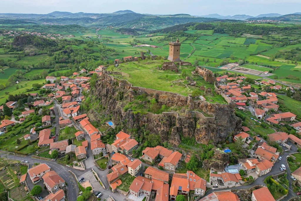 Vue de la forteresse de Polignac