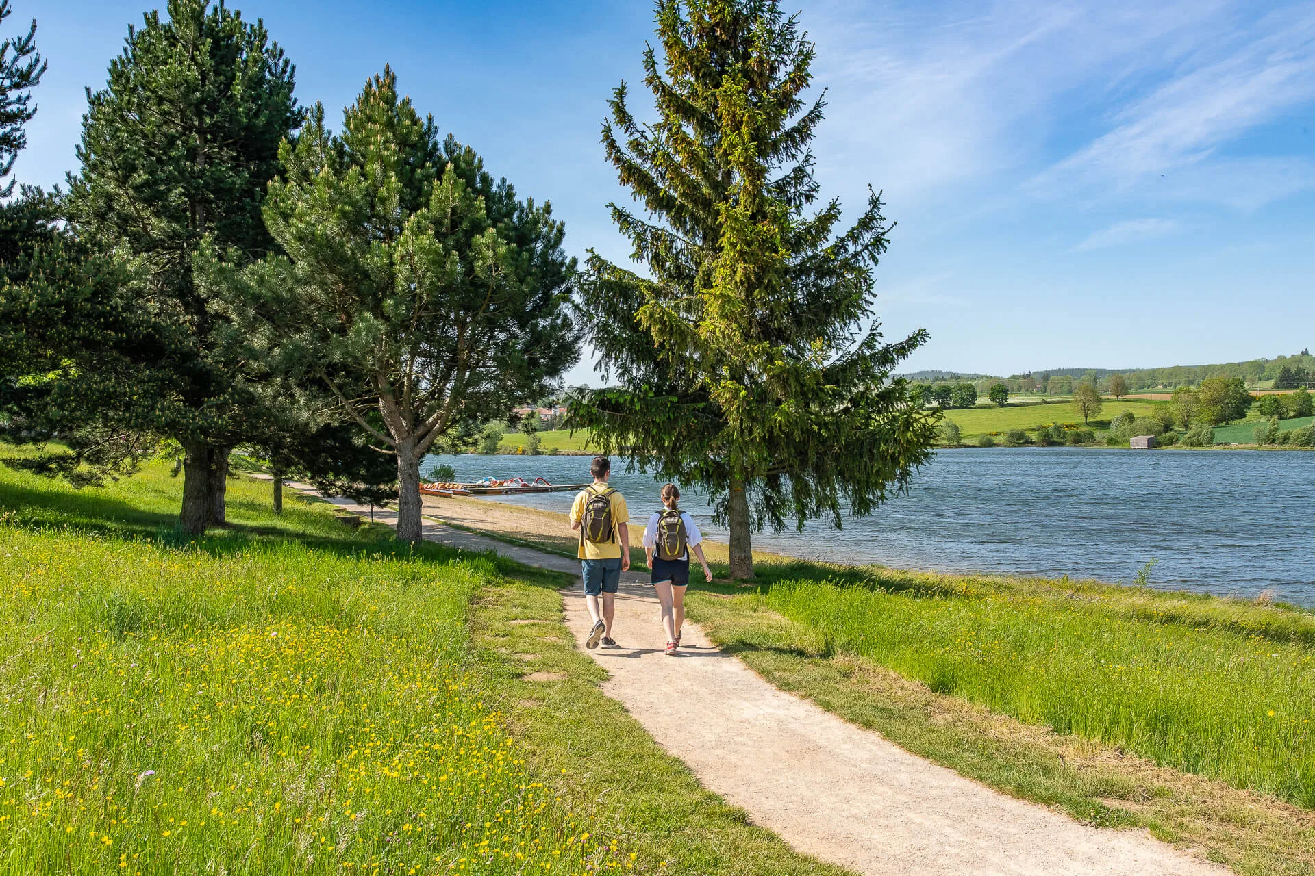 gr700-regordane-lac-de-naussac-1