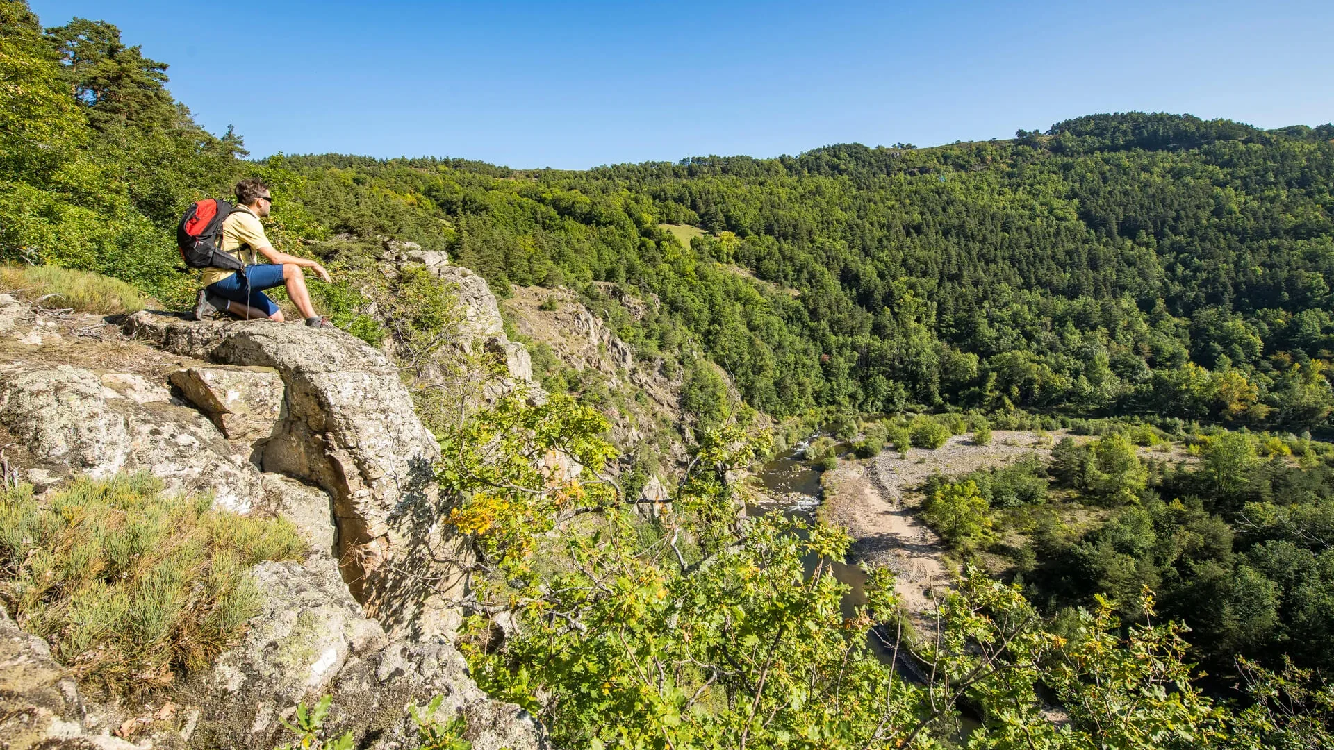 coubon-et-gorges-de-la-loire-luc-olivier